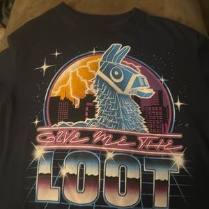 Boys Fortnite tshirt- xs- EUC